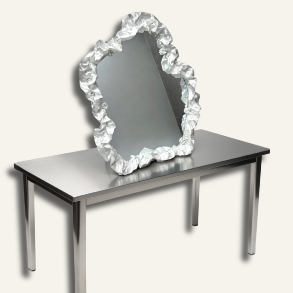 the ruffle mirror